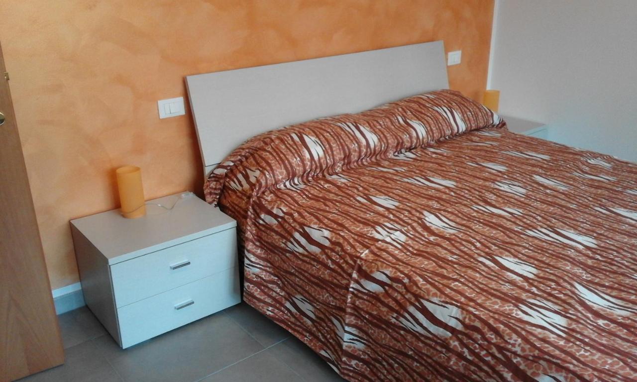 Gorizia Vacanze Appartamento In Villa Con Parcheggio Bagian luar foto